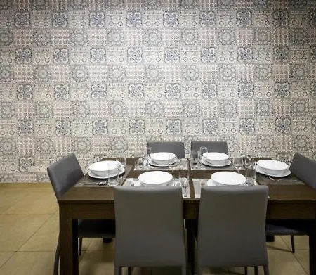 Let Me Host - Palace * Gzira