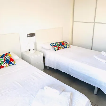 Let Me Host - Palace Gzira